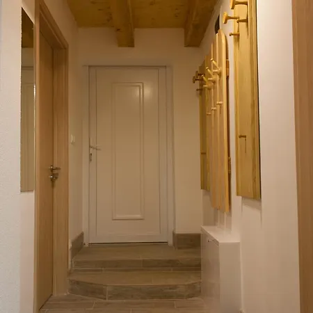 Haus Bierherr מריהצל